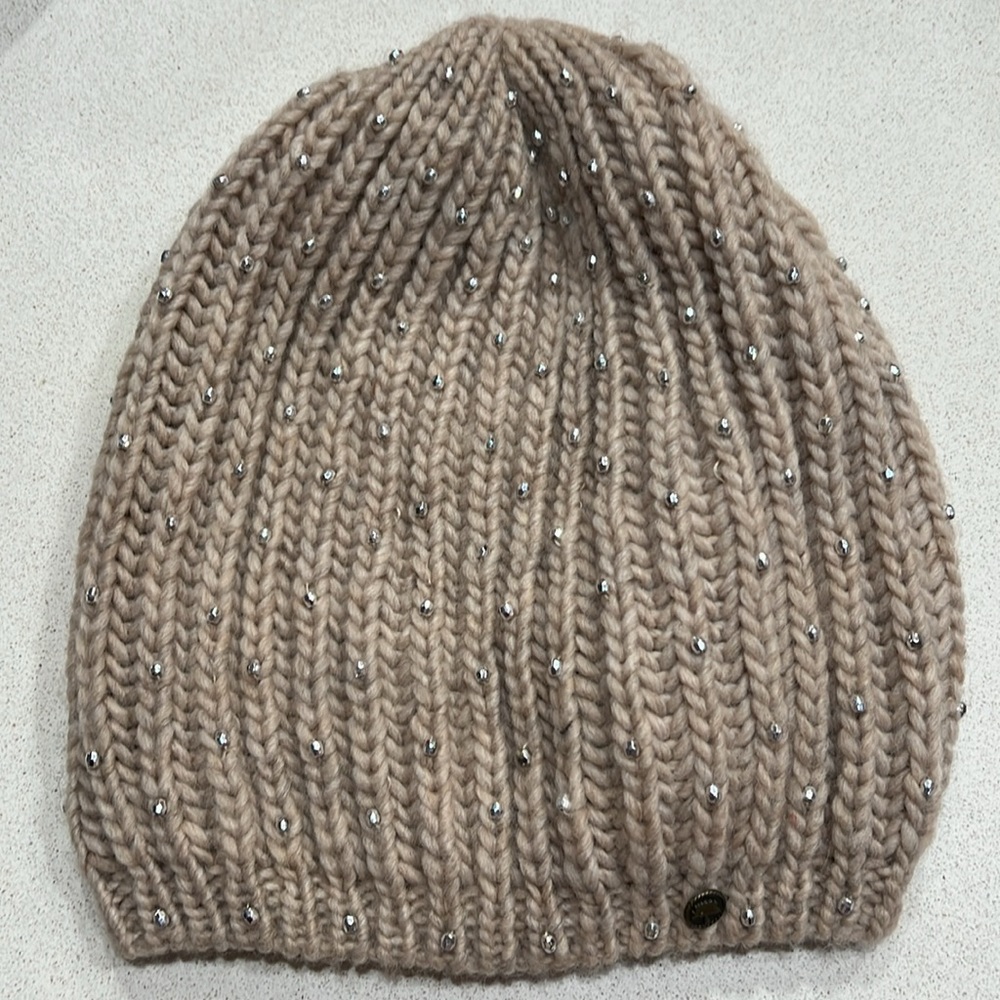 🔴 Comfort & Warm Cable Knit Silver Studded Slouchy Cream Beanie Hat - One Size